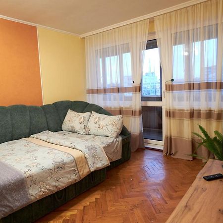 Babylon Apartments On Maidan Rivne Ngoại thất bức ảnh