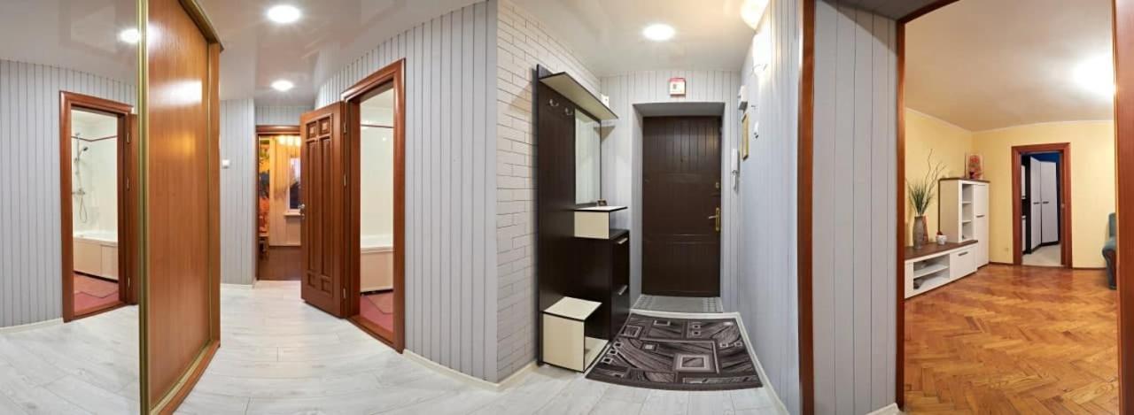 Babylon Apartments On Maidan Rivne Ngoại thất bức ảnh
